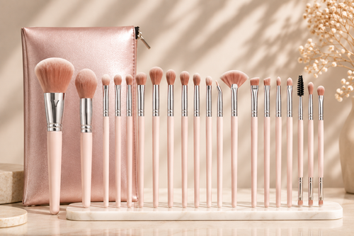Velveet 20-Piece Makeup Brush Set in pink with matching pink case